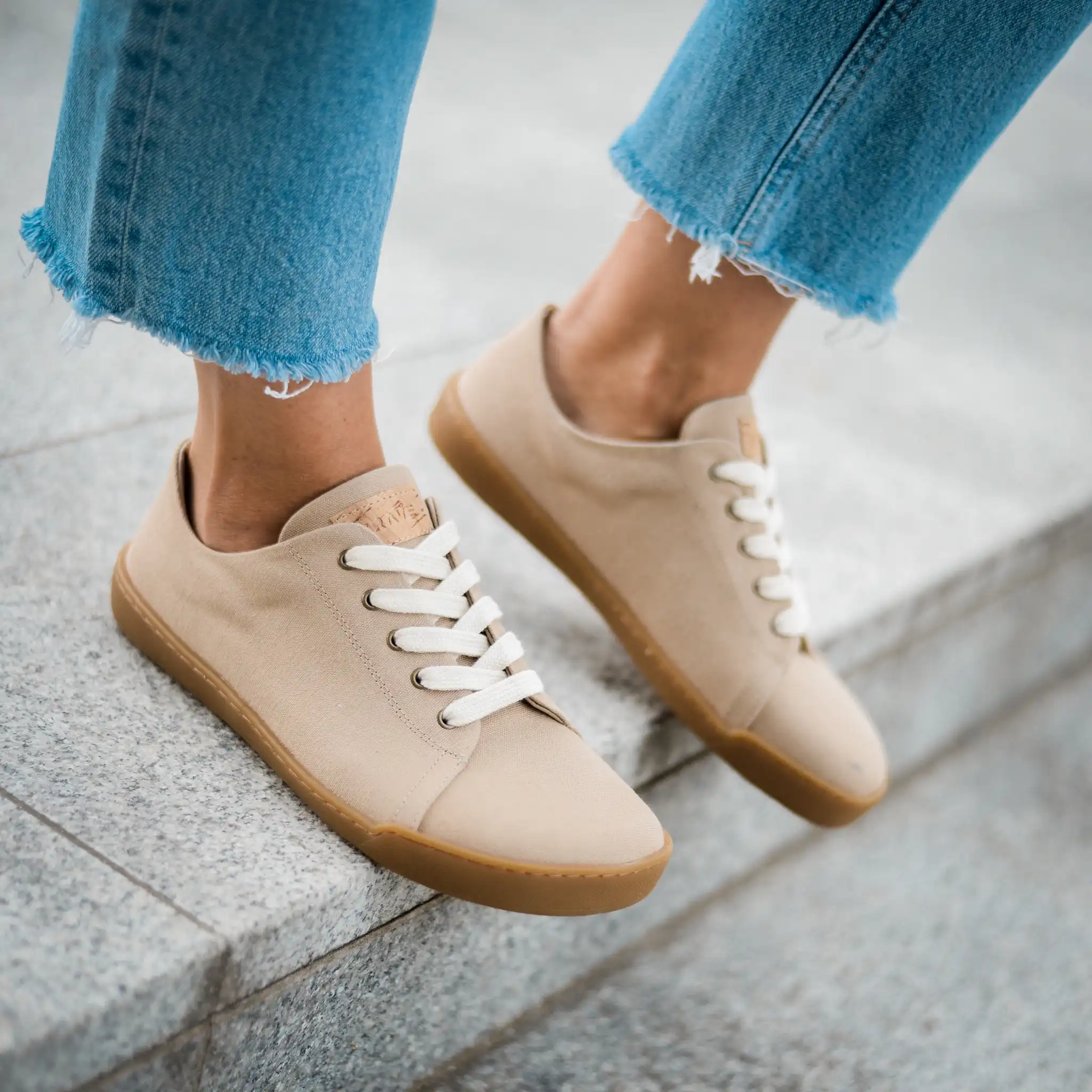 CRAVE beige sneakers